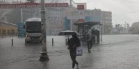 بارندگی شدید و آبگرفتگی معابر در استانبول