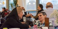 حضور ویژه یک مرد هنرمند با همسرش در یک گردهمایی