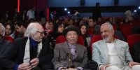 چهره‌هایی که در یک شب خاص برای علی نصیریان گردهم آمدند + عکس