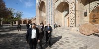 داربست‌های ۶۰ ساله مسجد جامع قزوین جمع می‌شود