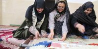 کرمان در بسته‌بندی خشکبار صادراتی از صنایع دستی بهره نگرفته/ تدوین سند توسعه صنایع دستی