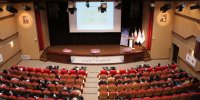 نگاه صرف تفریحی به گردشگری تغییر کند