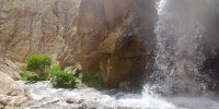 این آبشار یخی در چند کیلومتری تهران است/ عکس