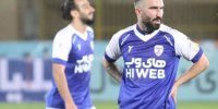 عکس‌| ظاهر جدید و متفاوت یک استقلالی با سبیل
