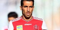 زیبنده باشگاه پرسپولیس نیست که روبروی دوربین بگویم بدهی فصل قبل را دریافت نکرده ام!
