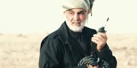 عکس سردار سلیمانی در منزل فرمانده نظامی روسیه
