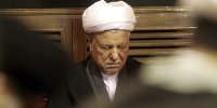 سیدحسن خمینی بر تابوت بوسه می زند و فاطمه همچنان بی قرار پدر /چند میراث دار به جایی بازگشته‌اند که داستان از آنجا آغاز شده بود!