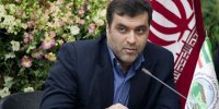 انتقاد از شعرخوانی مداح در مراسم ۲۲ بهمن/ مردم را جمع کردید تا از تریبون‌دارتان بگویید این مشکلات و گرانی‌ها حق مردم نیست؟!