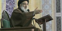 امام جمعه کرج: مراقب جنگ روانی دشمن در بستر شایعه‌سازی باشید/ مردم با حضور پای صندوق‌های رأی موجب خشم دشمنان شدند