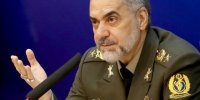 مذاکره وزیر دفاع ایران با همتای خارجی خود  + عکس