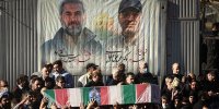 عکس | تیپ سردار قاآنی فرمانده نیروی قدس در یک مراسم تشییع