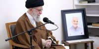 دیدار خانواده شهید سردار سلیمانی با رهبر معظم انقلاب | تصاویر