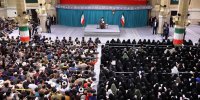دیدار جمعی از رأی اولی‌ها و خانواده شهدا با رهبر انقلاب | تصاویر