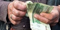 تعیین حقوق کارگران دست من نیست؛ ما یک نخ تسبیح هستیم | امیدواریم در سال ۱۴۰۳ شرمنده آحاد مردم نباشیم