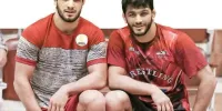 فوق ستاره‌های کُشتی ایران هم تیمی شدند