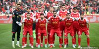 این پرسپولیس خیلی ترسو است | نیمکت نشین های استقلال زیاده خواه هستند