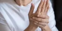 غذاهایی که ضد استخوان درد هستند/ چگونه روماتیسم مفصلی را کنترل کنیم؟