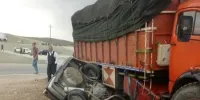 در برخورد شاخ به شاخ کامیون و سواری پژو، دو نفر جان باختند