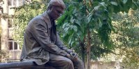 ماجرای مجسمه‌ای در تهران که سرش را دزدیدند/ عکس