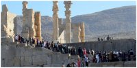 تصاویر دیدنی از کشف دیواره دروازه باشکوه پارسه تخت‌جمشید