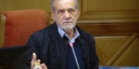 پزشکیان: شخصا روند اجرای تولید انرژی پاک را پیگیری می‌کنم