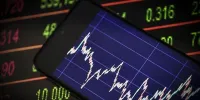 تلاش انگلیس برای گریز از جنگ تجاری با آمریکا