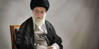ببینید |  پوستر متحرک سروده‌ رهبر انقلاب در آستانه حمله سپاه به اسرائیل