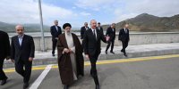 ببینید | شوخی رئیس جمهور شهید با الهام علی اف در هنگام افتتاح سد