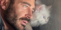 ببینید | سرگرمی جالب گربه محمدرضا گلزار با پاکت خرید