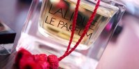 ببینید | فرآیند دیدنی بازیافت شیشه‌های زباله و تبدیل به شیشه عطر