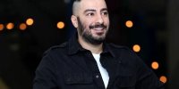 ببینید | استقبال ویژه از نوید محمدزاده پای هواپیما بعد از ورود به ایلام