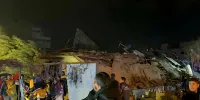 ببینید | لحظه وحشتناک فرو ریختن یک ساختمان چهار طبقه