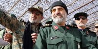 عکس | تصویری دیده نشده از شهید سردار زاهدی در کنار پدر خود