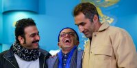 تصاویر | استایل هادی کاظمی و جواد خواجوی در مراسم فوتوکال فیلم تاکسیدرمی