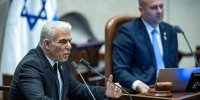 درگیری لفظی لاپید با نتانیاهو /  تو اکنون نخست وزیر نامشروع هستی