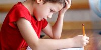 والدین بخوانند/ عزت نفس کودک‌تان را این گونه بالا ببرید