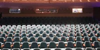 تماشاگر عزیز! شما بلیت بخر تا ما کارگردان را معرفی کنیم!