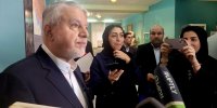 موانع استرداد الواح هخامنشی، امنیت خارجی‌ها در ایران و میدان مشق