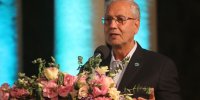 اشعار حافظ انسان را به تفکر وامی‌دارد