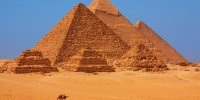 رازگشایی از برابر بودن سرعت نور با مختصات هرم بزرگ مصر