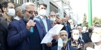 تجمع اعتراضی بازنشستگان / تاخیر ۱۵ ماهه در واریز پاداش پایان خدمت!
