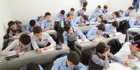 دانش‌آموزان بعد از امتحان مدرسه بمانند یا نه؟