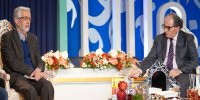 دیدارهای طولانی رهبر انقلاب با شاعران نشان از اهمیت شعر دارد