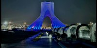 برج آزادی هم‌زمان با روز اُتیسم آبی شد