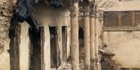 باز هم غفلت و بی‌توجهی مسئولان میراث فرهنگی/ نابودی تاج عمارت «امین‌لشکر»/ عکس