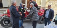ایرانگردی زوج استرالیایی با خودرو ۱۰۰ ساله در ایران/ عکس