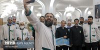 آماده سازی غذای متبرک توسط خادمان امام رضا(ع)
