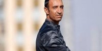 عکس| ژست خاص سرمربی استقلالی قبل از تقابل حساس