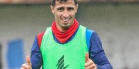 آقای گل پرسپولیس در اتوبان تهران اصفهان!