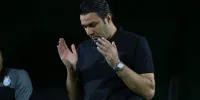 نکونام مثل فرهاد مجیدی/ من هم به اینا نمی‌بازم!